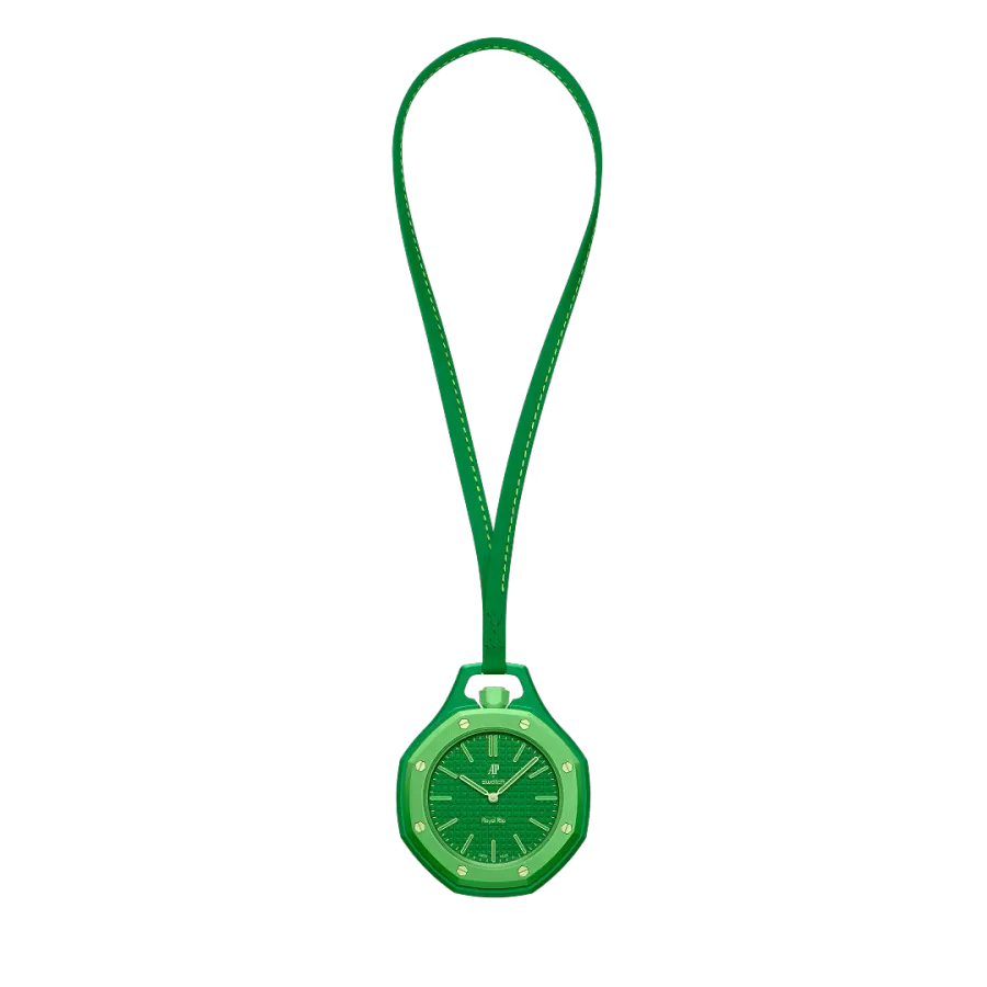 GREEN EIGHT